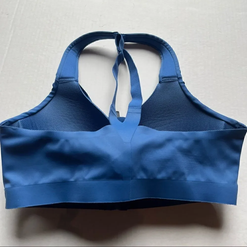 Victoria sport bra blue 32D padded underwire looks new zipper and clasp